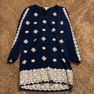 Michael Kors unique dress. Navy w white. Size XS.